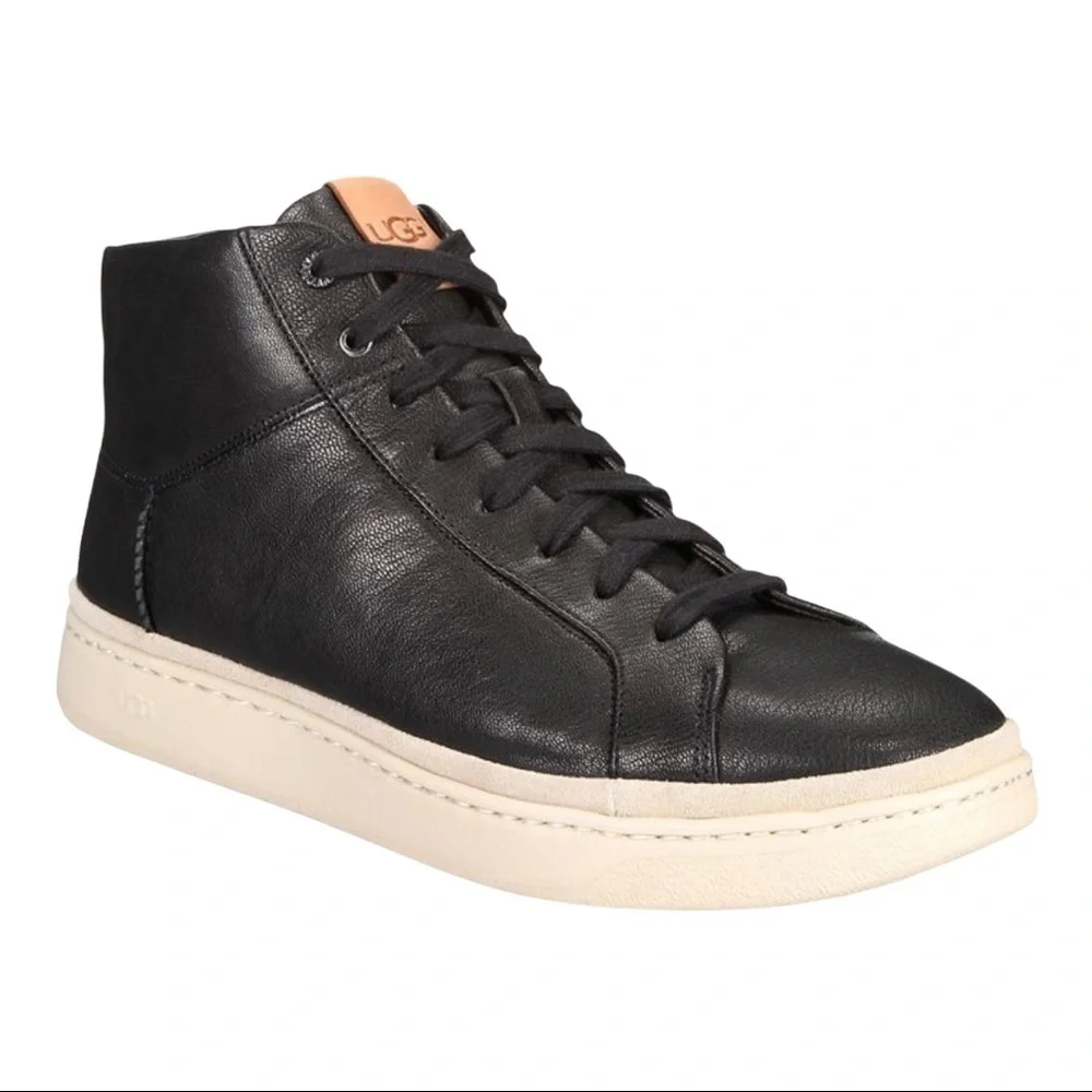 UGG Men’s Cali High Top Leather Sneaker Size 8‎